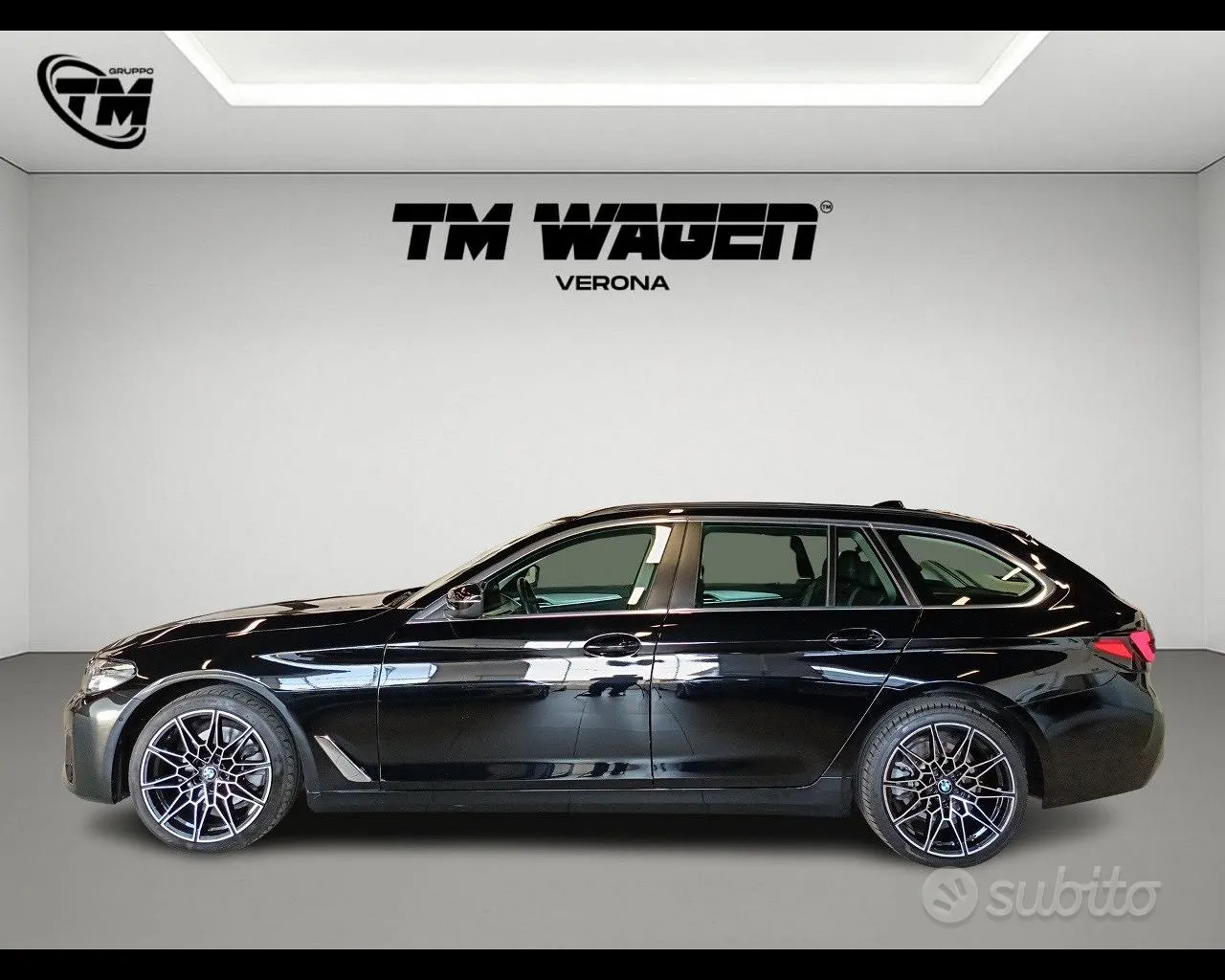BMW 5 Series 2023 photo 2