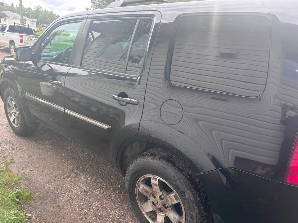 Honda Pilot 2011 photo 3