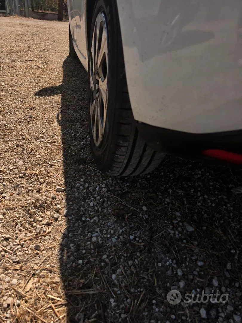 Citroen C3 2014 photo 3