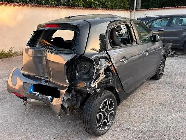 Smart Forfour 2018 photo 4