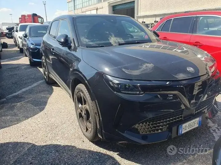 Alfa Romeo Junior 2025 photo 2