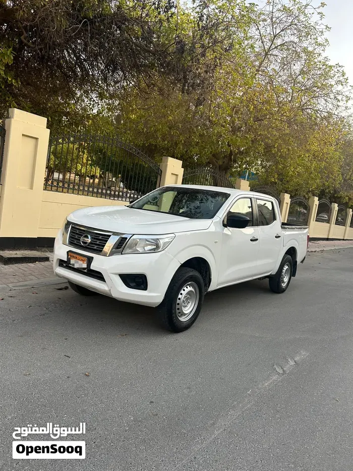 Nissan Navara 2019 photo 2