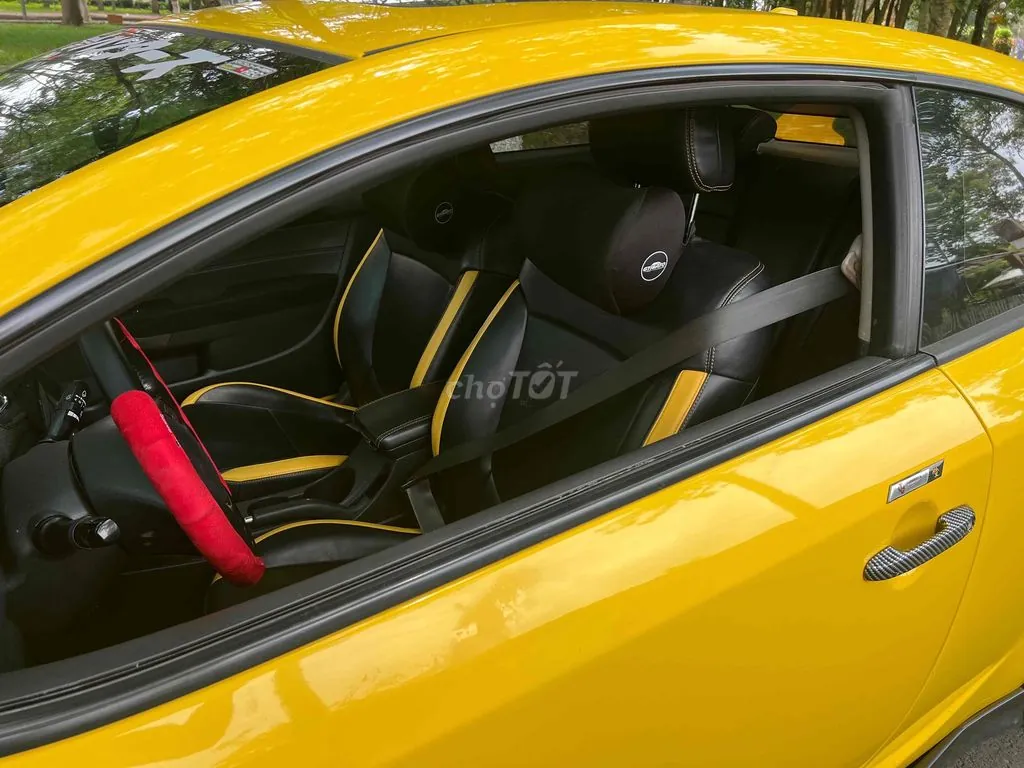 Kia Cerato Koup 2010 photo 5