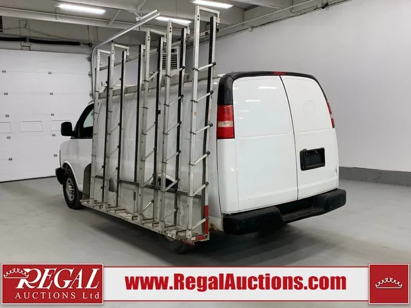 Chevrolet Express 2500 2012 photo 4