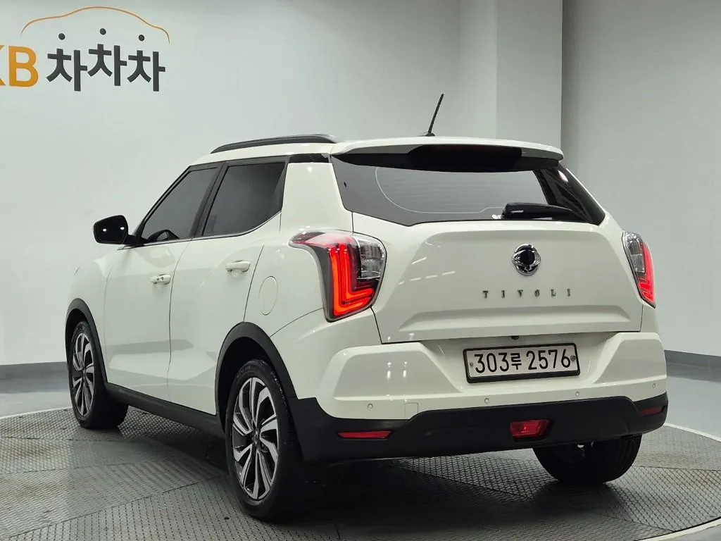 KG Mobility Tivoli 2021 photo 2