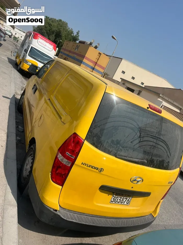 Hyundai H1 2016 photo 3