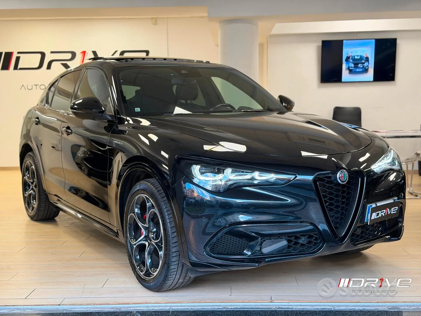 Alfa Romeo Stelvio 2023 photo 2