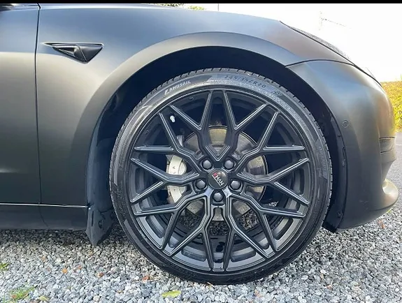 Tesla Model 3 2021 photo 5