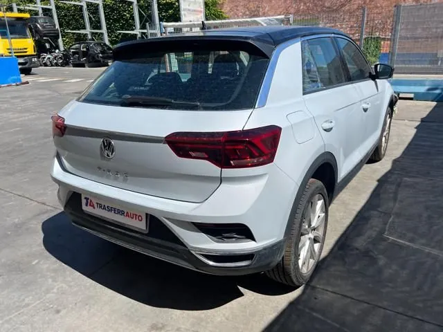 Volkswagen T-Roc 2019 photo 3