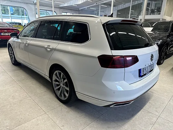 Volkswagen Passat 2020 photo 5