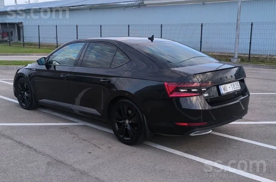 Skoda Superb 2021 photo 4