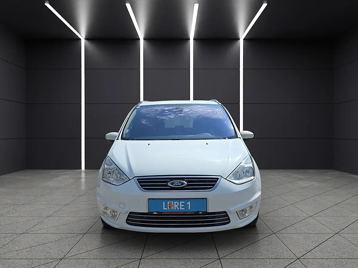 Ford Galaxy 2015 photo 2
