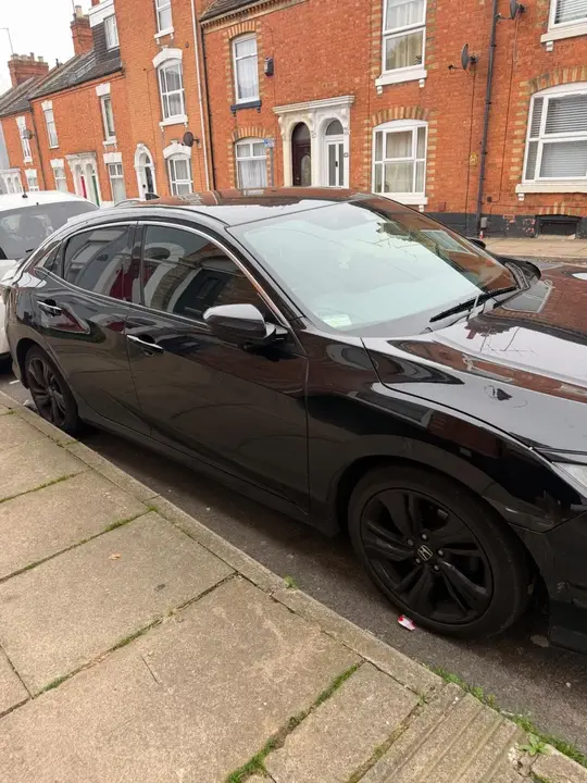 Honda Civic 2018 photo 2