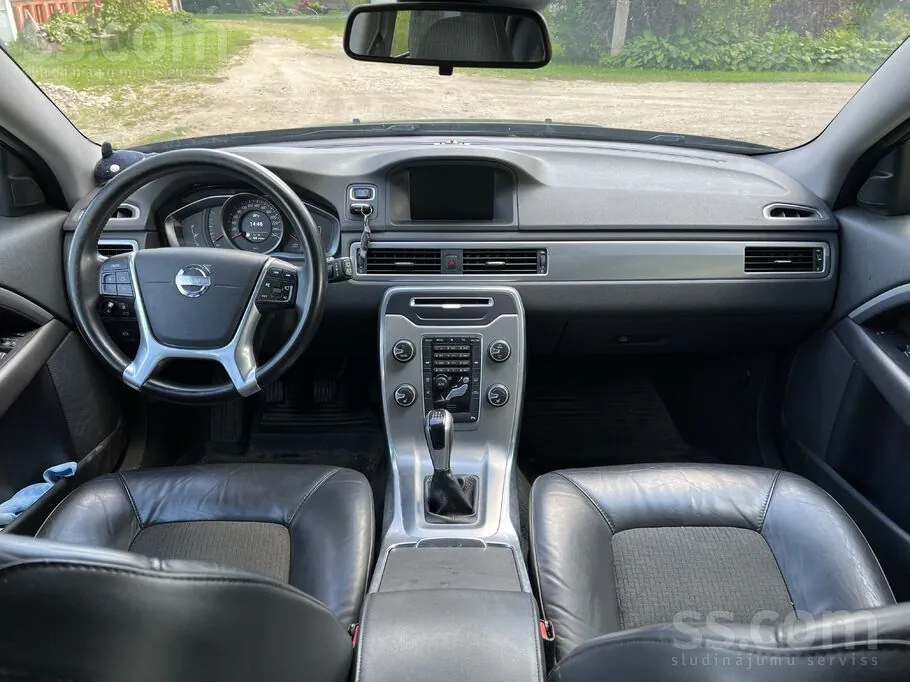 Volvo V70 2013 photo 4