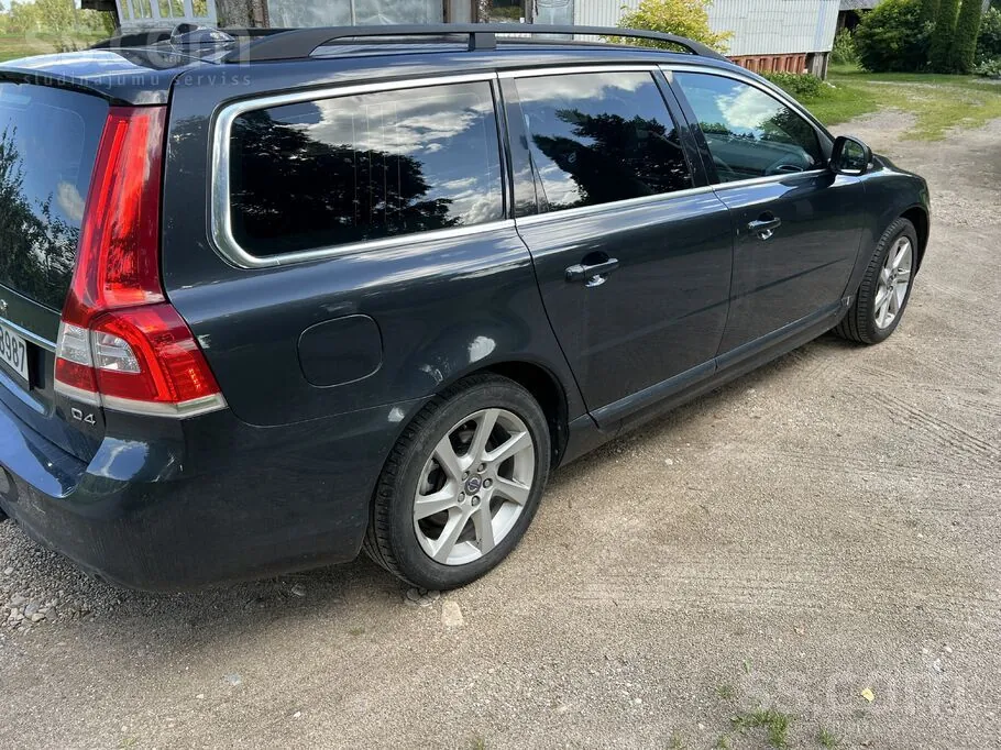 Volvo V70 2013 photo 3