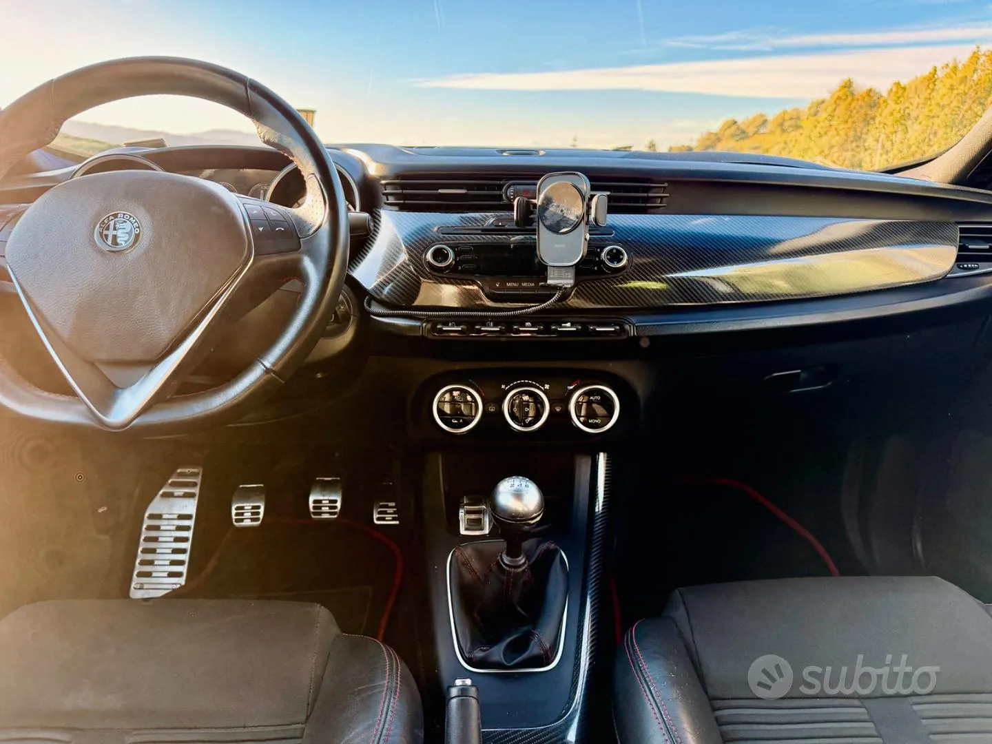 Alfa Romeo Giulietta 2011 photo 5