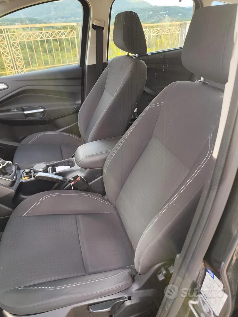 Ford C-Max 2016 photo 3