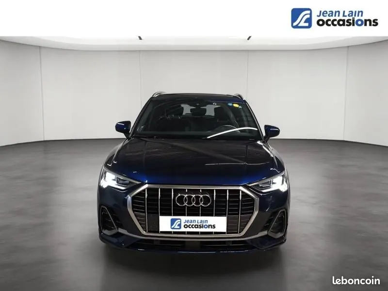 Audi Q3 2023 photo 2