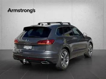 Volkswagen Touareg 2021 photo 3