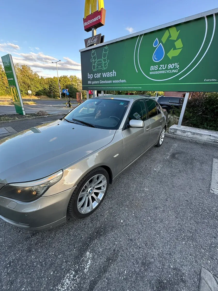 BMW 5 Series 2008 photo 3