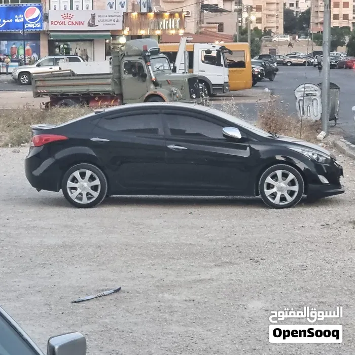Hyundai Avante 2012 photo 3