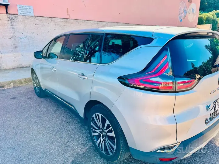 Renault Espace 2017 photo 2