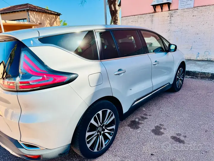 Renault Espace 2017 photo 3