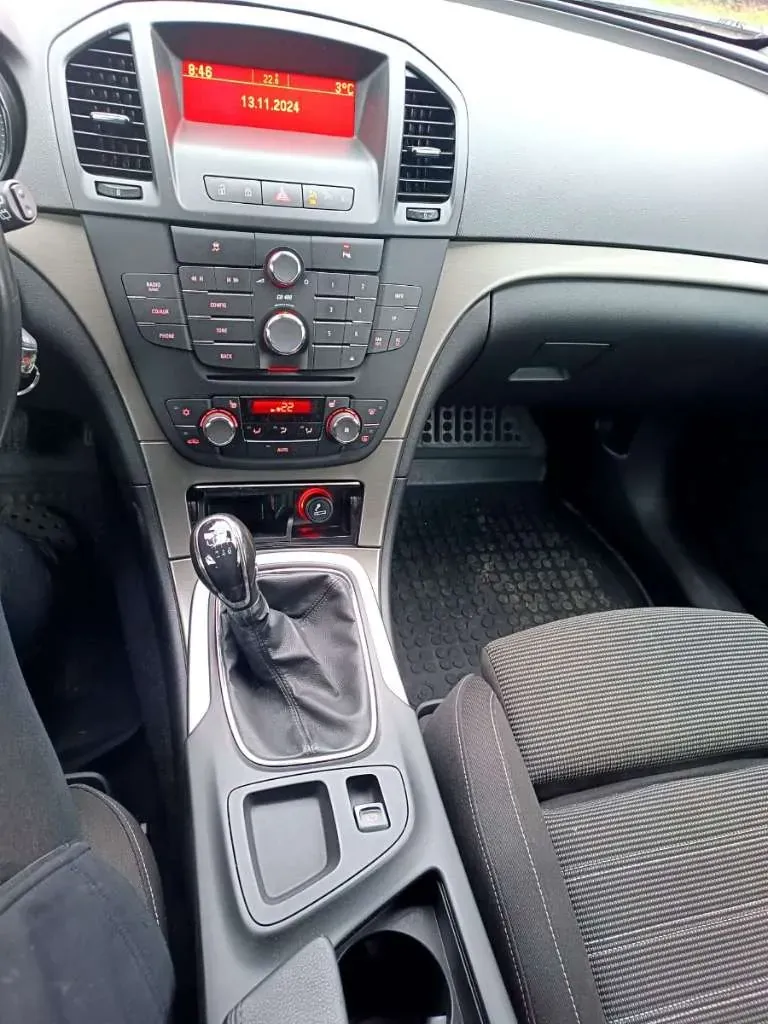 Opel Insignia 2011 photo 2