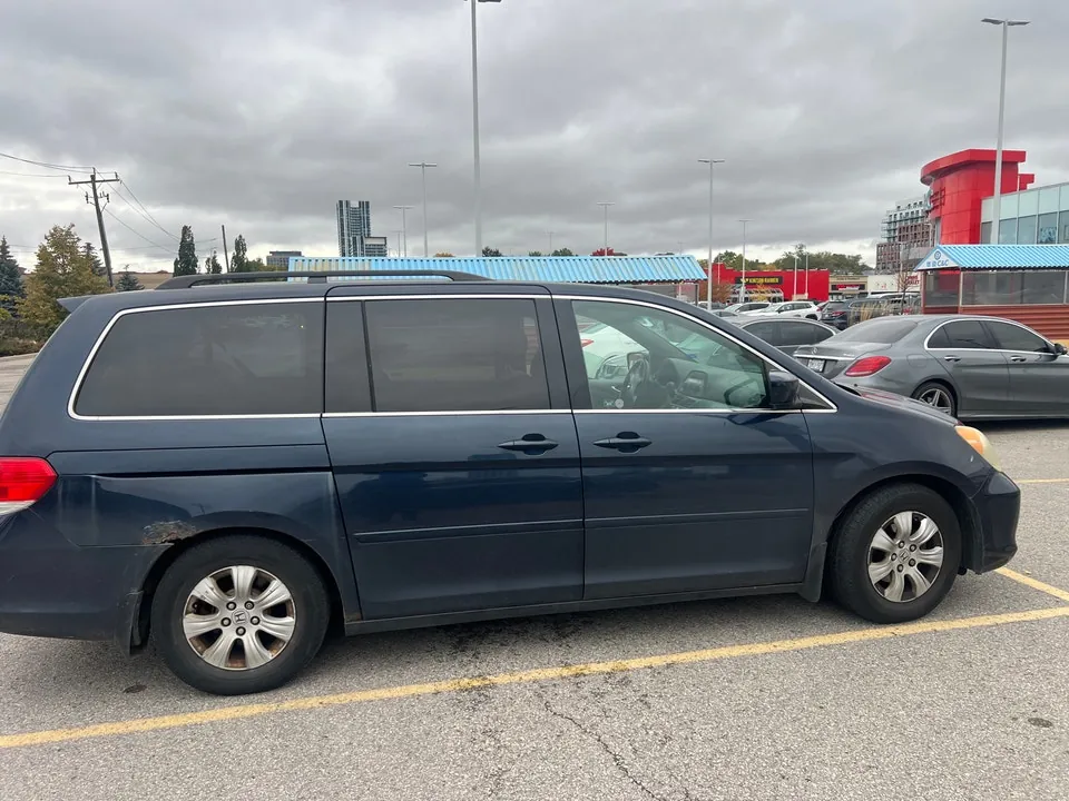 Honda Odyssey 2009 photo 5