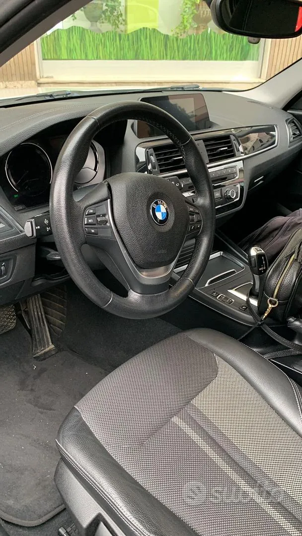 BMW 116D Urban 2018 photo 4