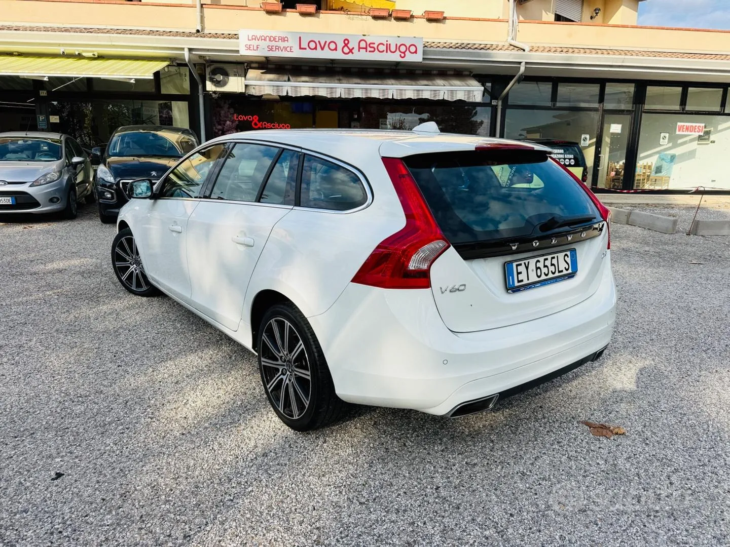 Volvo V60 2015 photo 5