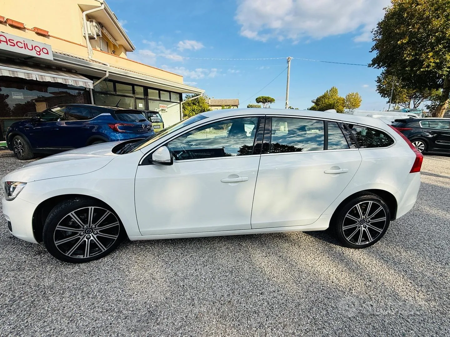 Volvo V60 2015 photo 4