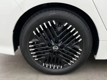 Nissan Leaf 2022 photo 4