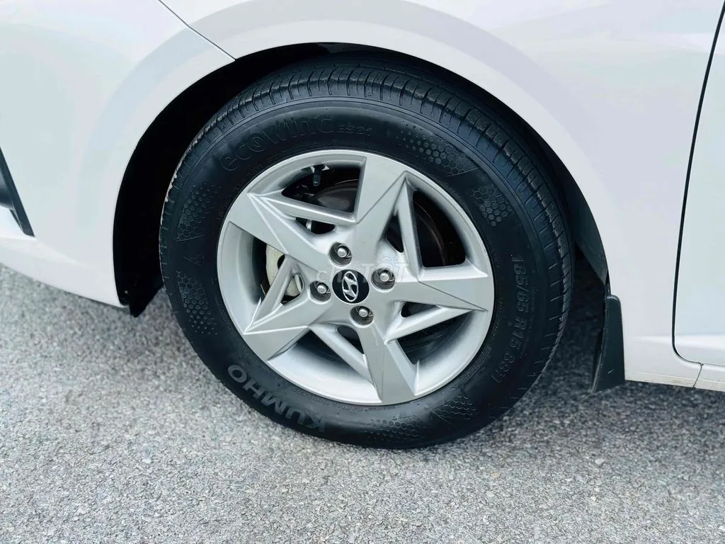 Hyundai Accent 2024 photo 2