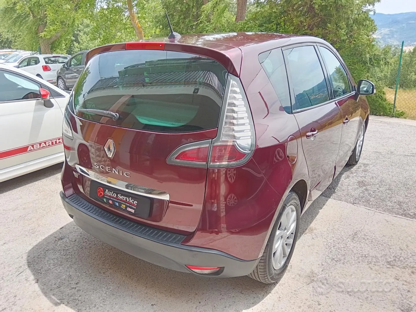 Renault Scenic 2014 photo 5