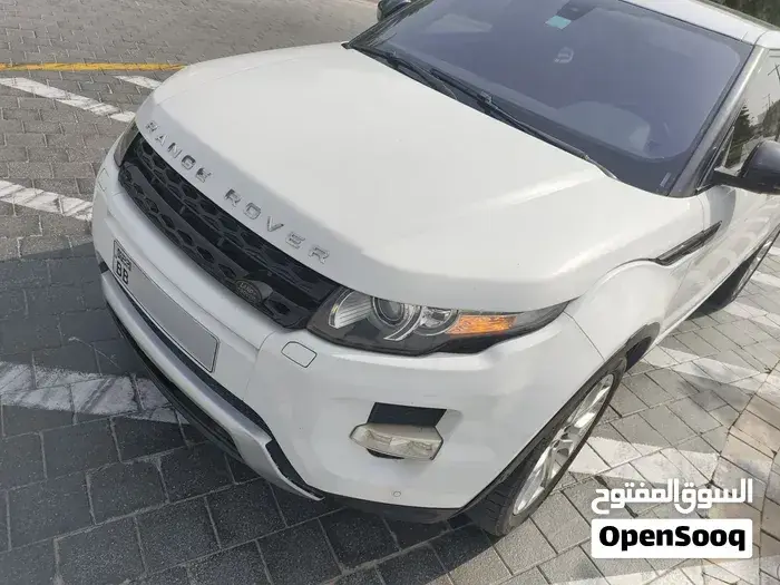 Land Rover Range Rover Evoque 2014 photo 2