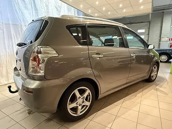 Toyota Corolla Verso 2006 photo 4