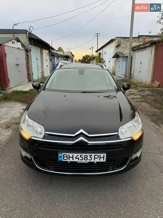 Citroen C5 2009 photo 2