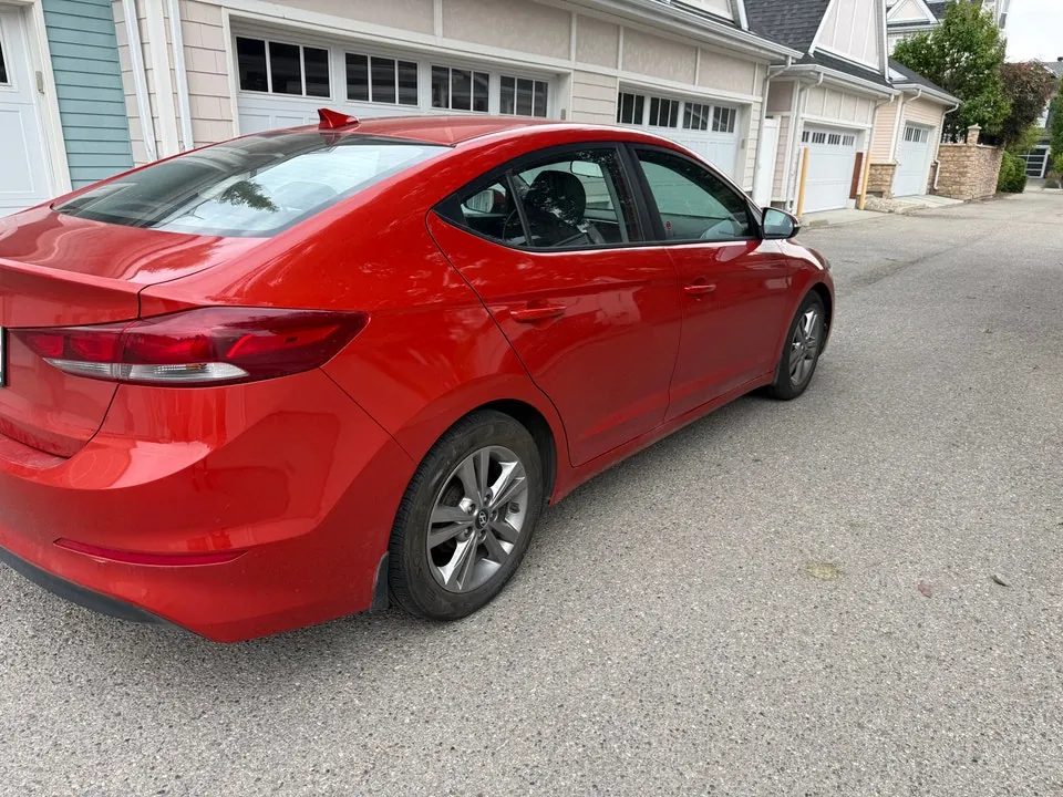 Hyundai Elantra 2018 photo 3