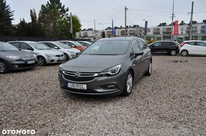 Opel Astra 2018 photo 2