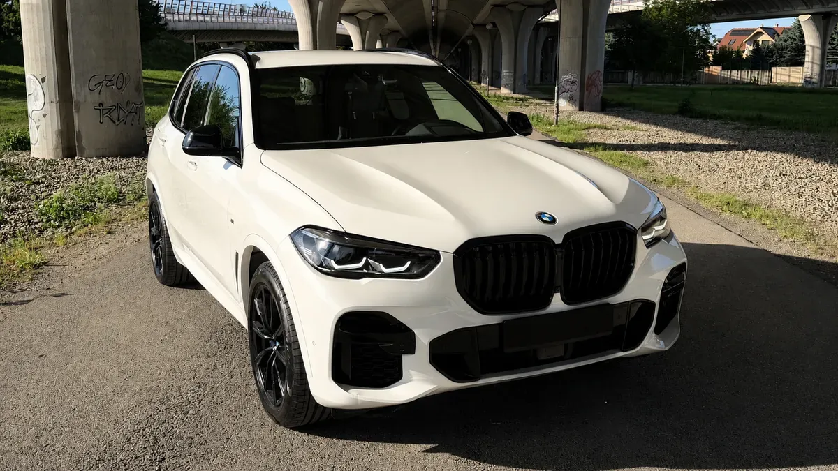 BMW X5 2023 photo 2