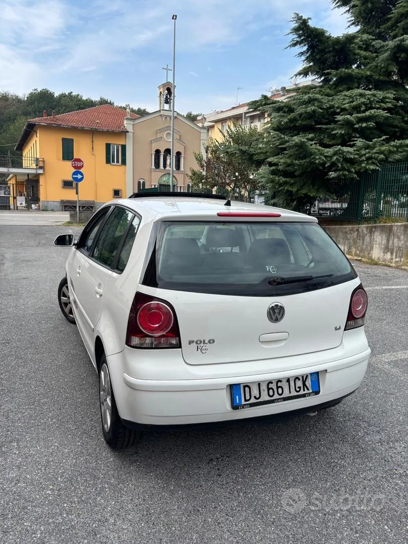 Volkswagen Polo 2007 photo 4