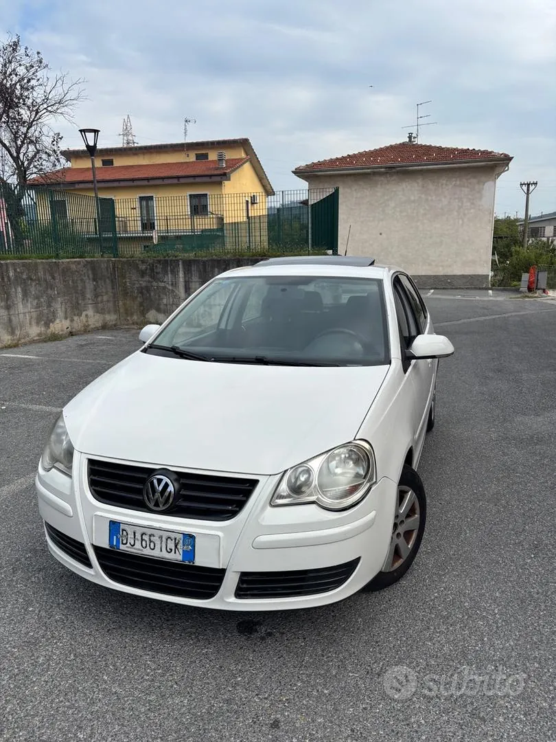 Volkswagen Polo 2007 photo 2