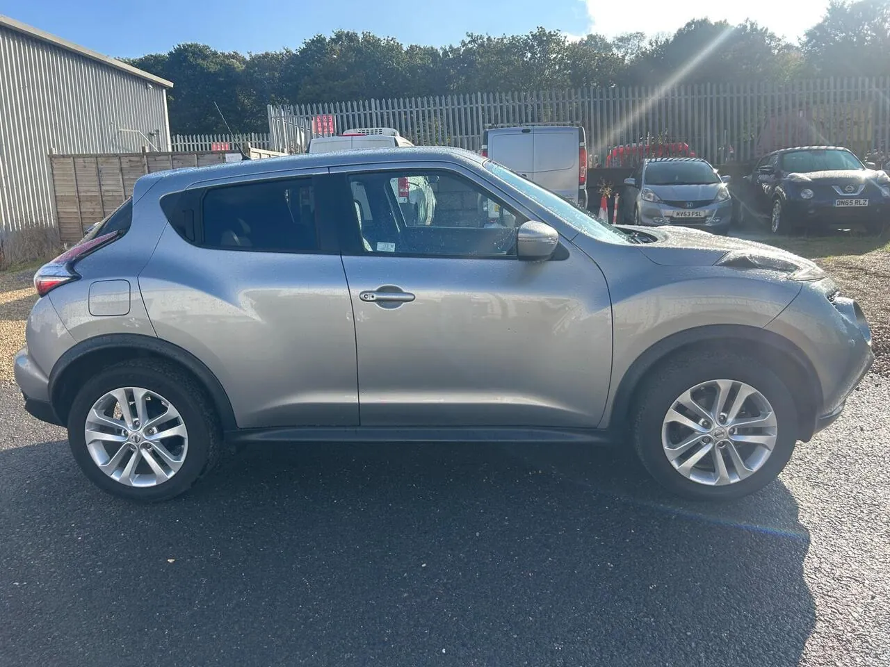 Nissan Juke 2015 photo 4