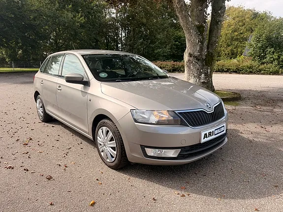 Skoda Rapid 2014 photo 2