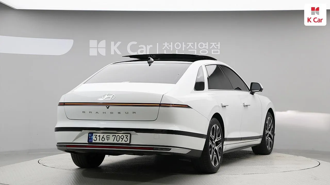 Hyundai Grandeur 2023 photo 2