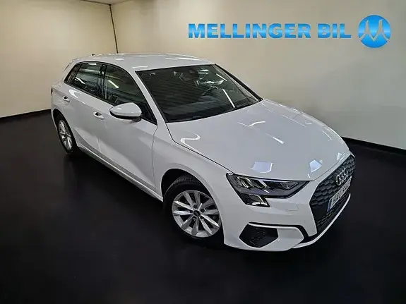 Audi A3 2023 photo 2