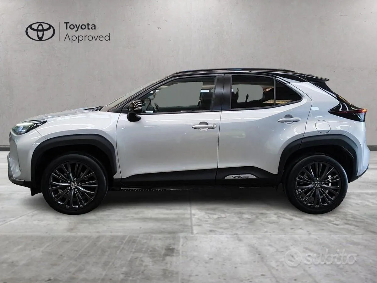 Toyota Yaris Cross 2022 photo 3