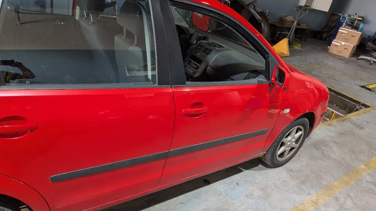Volkswagen Polo 2004 photo 3
