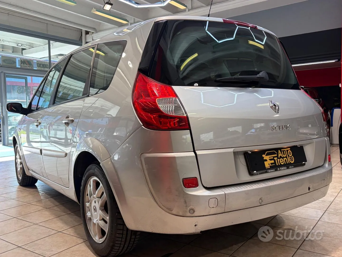 Renault Scenic 2008 photo 4